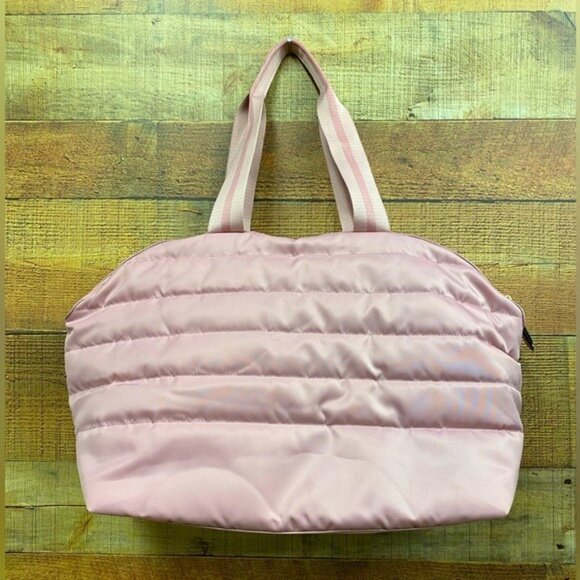 Victoria’s Secret Overnight Pink Weekender Bag - Picture 2 of 5